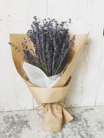 Bó hoa Lavender English – Blue Lavender